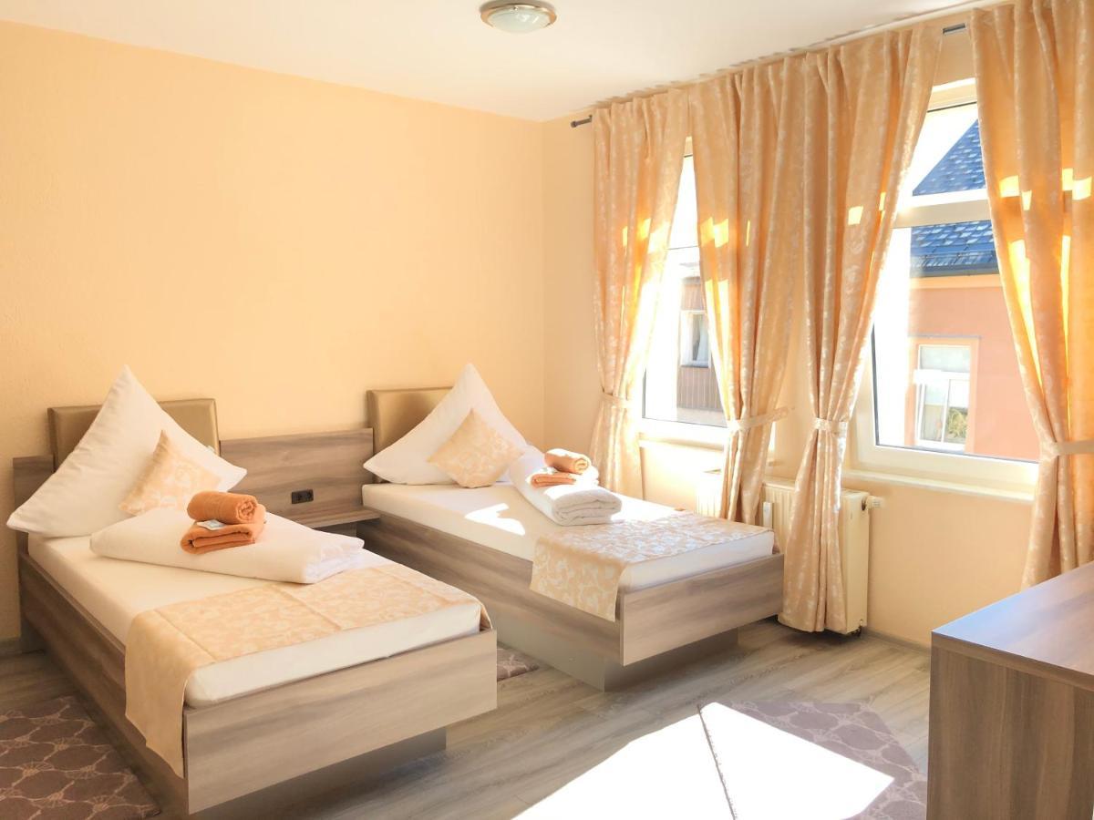 Pension Goldenes Vogtland Adorf Exterior foto